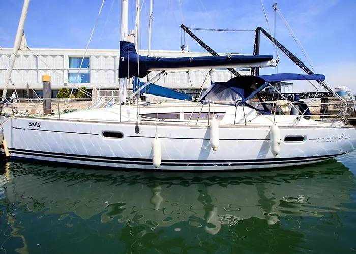 Salis - Jeanneau 39i Botel Lissabon