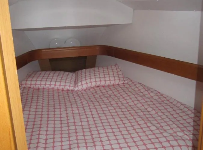 Salis - Jeanneau 39i Lissabon